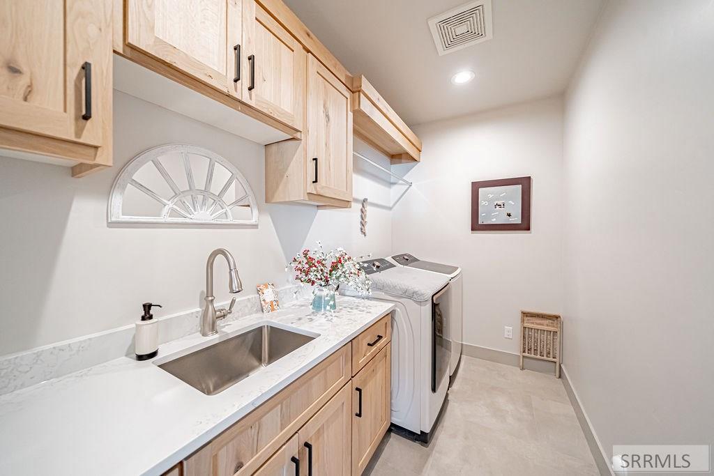 377 Glade Loop Property Photo 19