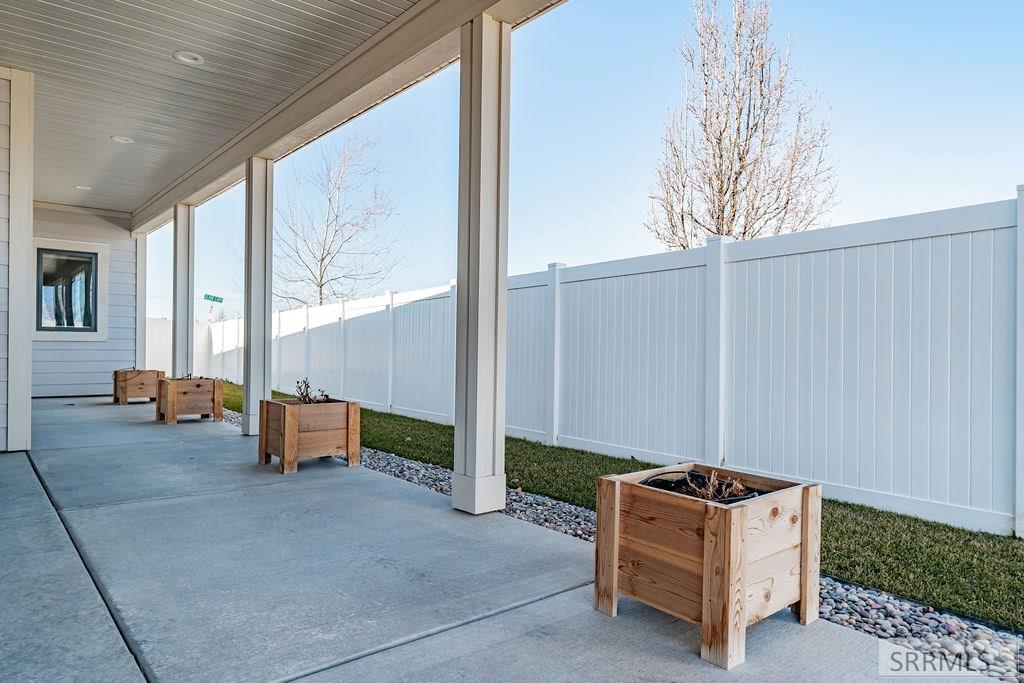 377 Glade Loop Property Photo 42