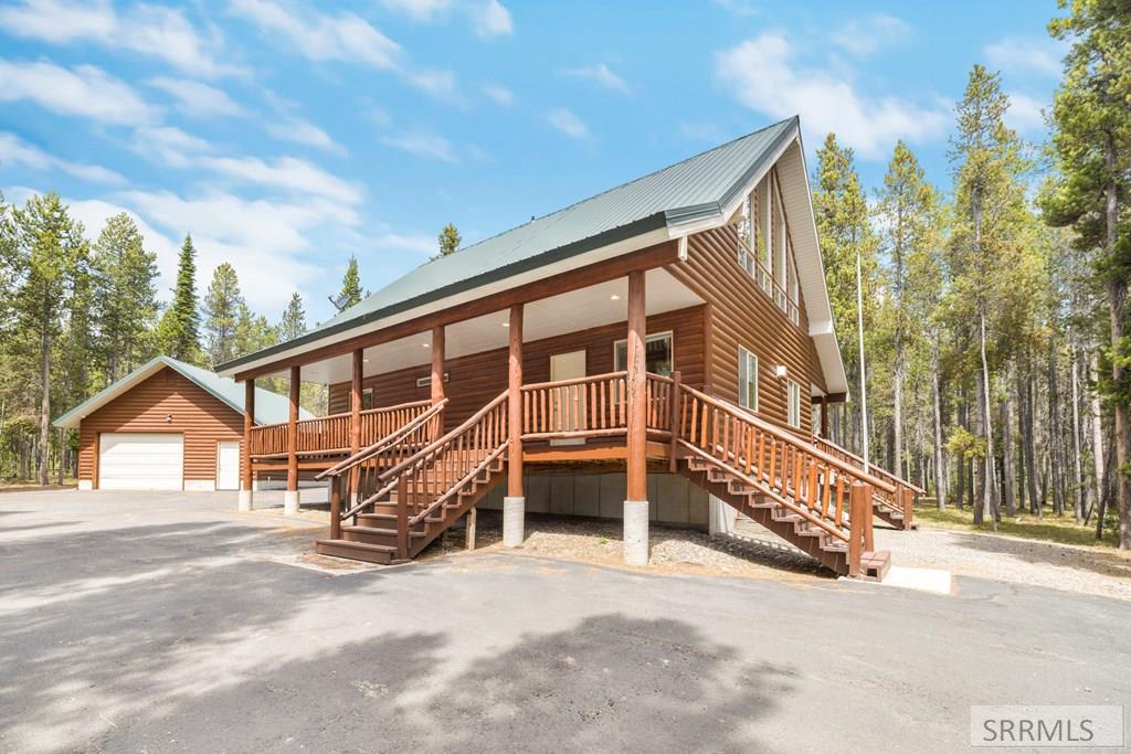 4448 Stone Run Property Photo 2