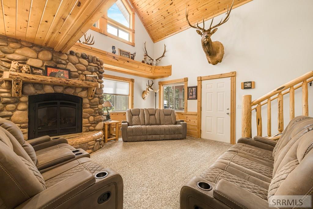 4448 Stone Run Property Photo 5