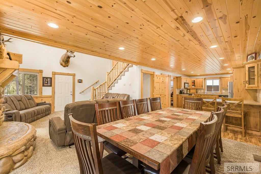 4448 Stone Run Property Photo 7
