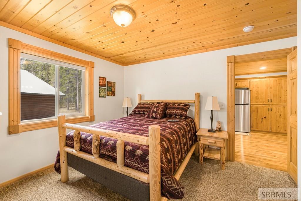 4448 Stone Run Property Photo 12