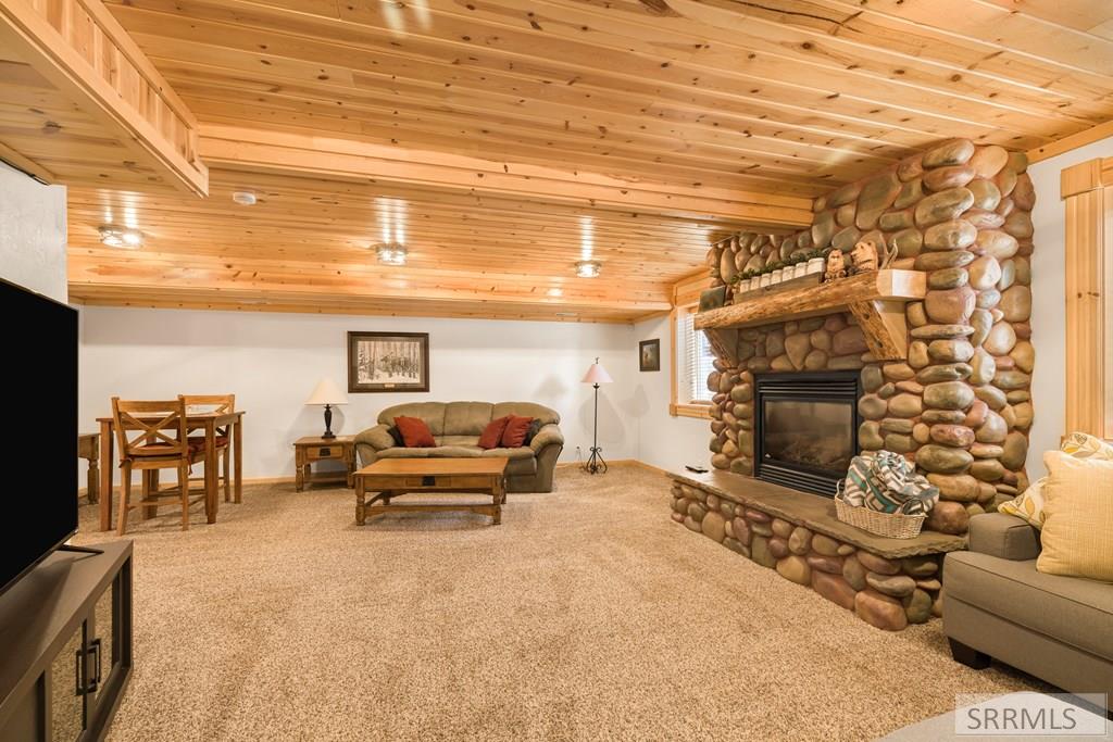 4448 Stone Run Property Photo 23