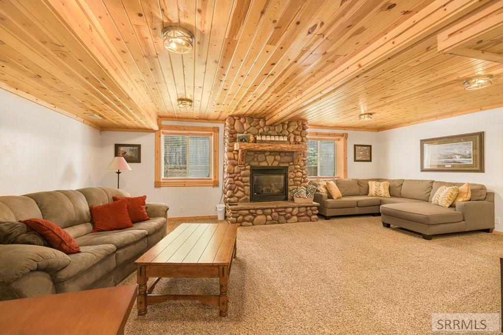 4448 Stone Run Property Photo 26