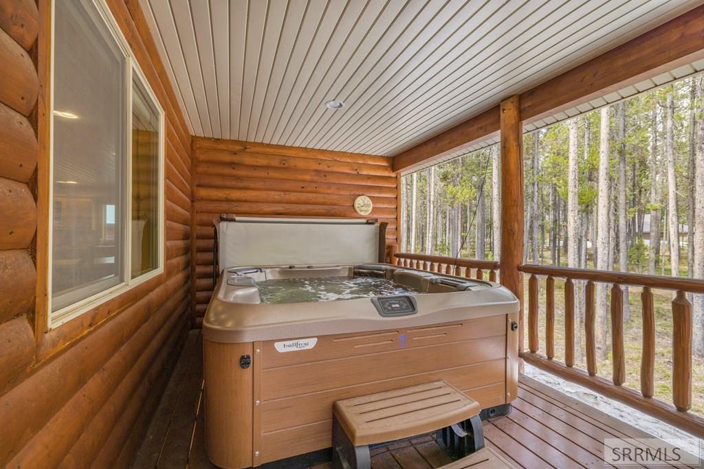 4448 Stone Run Property Photo 35