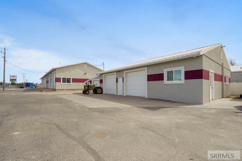 591 E Iona Road Property Photo 14