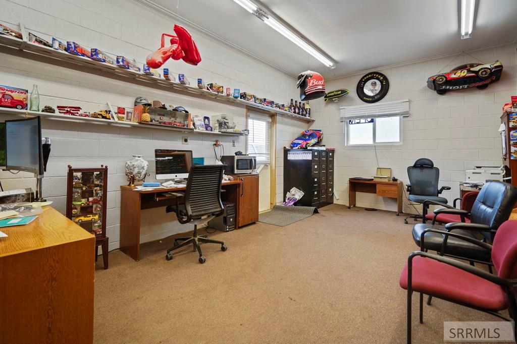 591 E Iona Road Property Photo 62