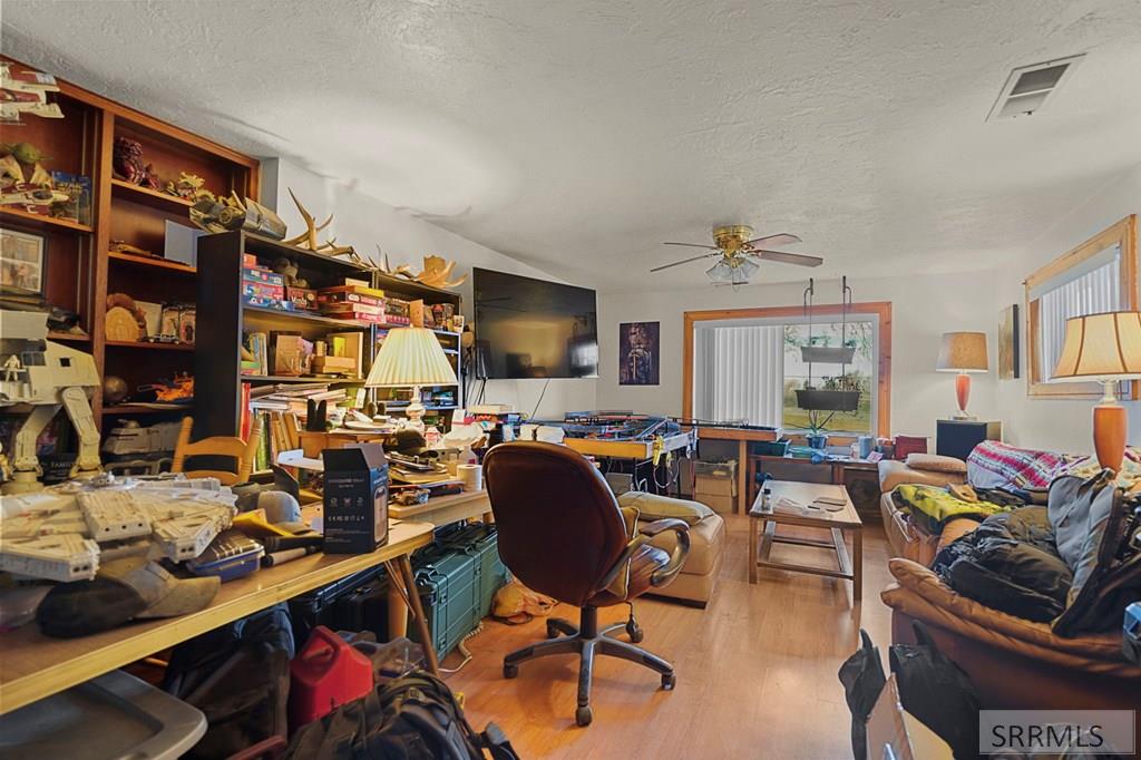 591 E Iona Road Property Photo 85