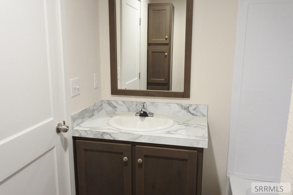 411 8th Street Property Photo 9