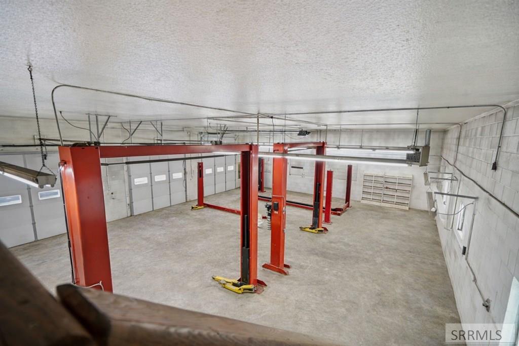 591 E Iona Road Property Photo 29