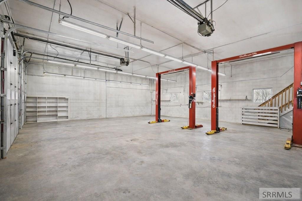 591 E Iona Road Property Photo 31