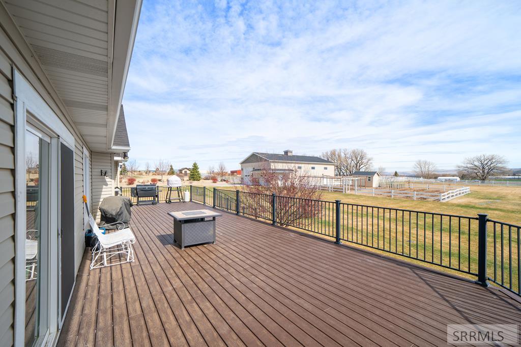 1171 N 1000 E Property Photo 53