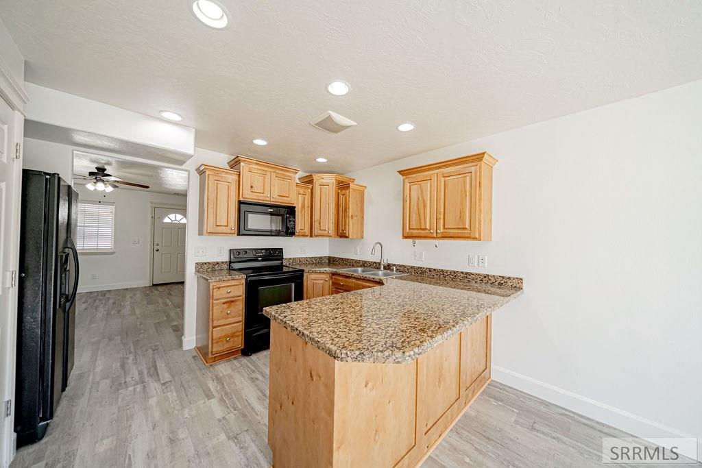 141 Robison Drive Property Photo 12