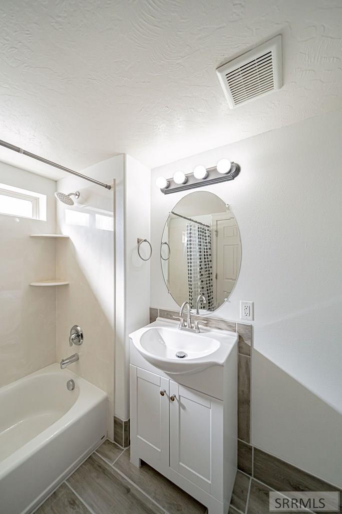 141 Robison Drive Property Photo 16
