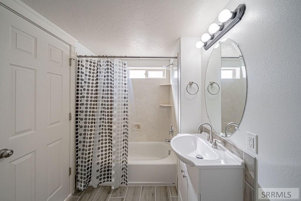 141 Robison Drive Property Photo 17