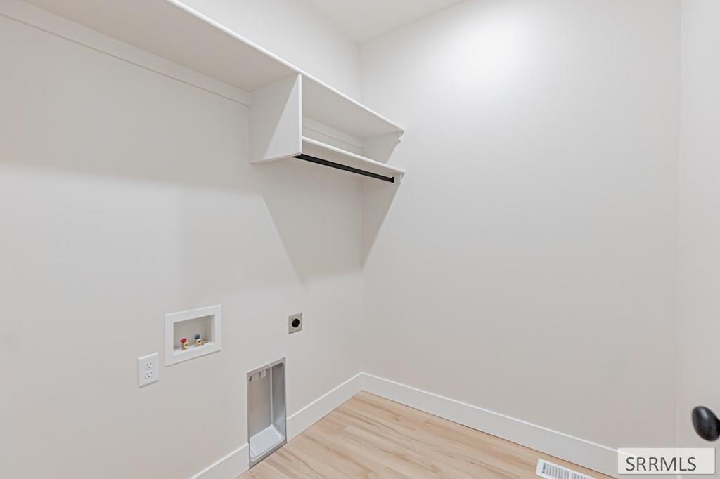 455 S Blue Spruce Avenue # 114 Property Photo 23