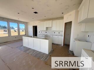 654 Pine Ridge Ln Property Photo 5