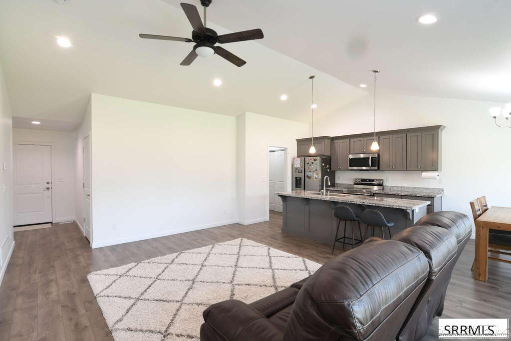 1324 Stone Drive Property Photo 10