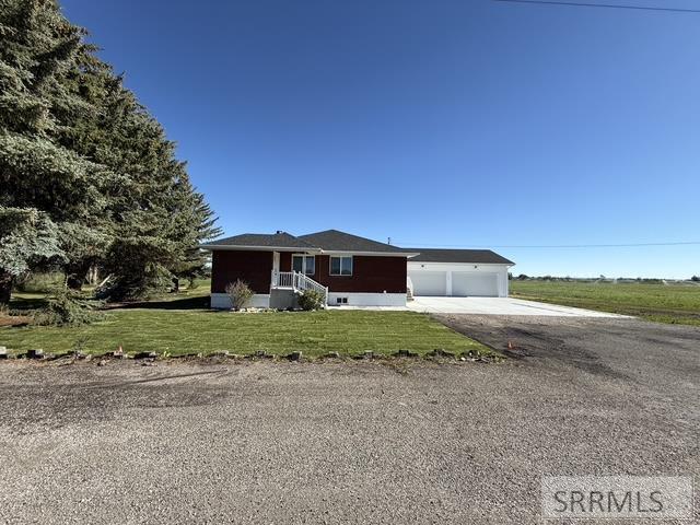 3442 E 2000 N Property Photo 4
