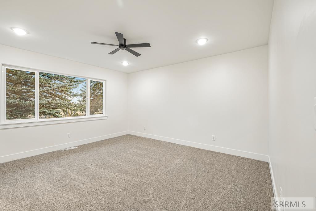 3442 E 2000 N Property Photo 12