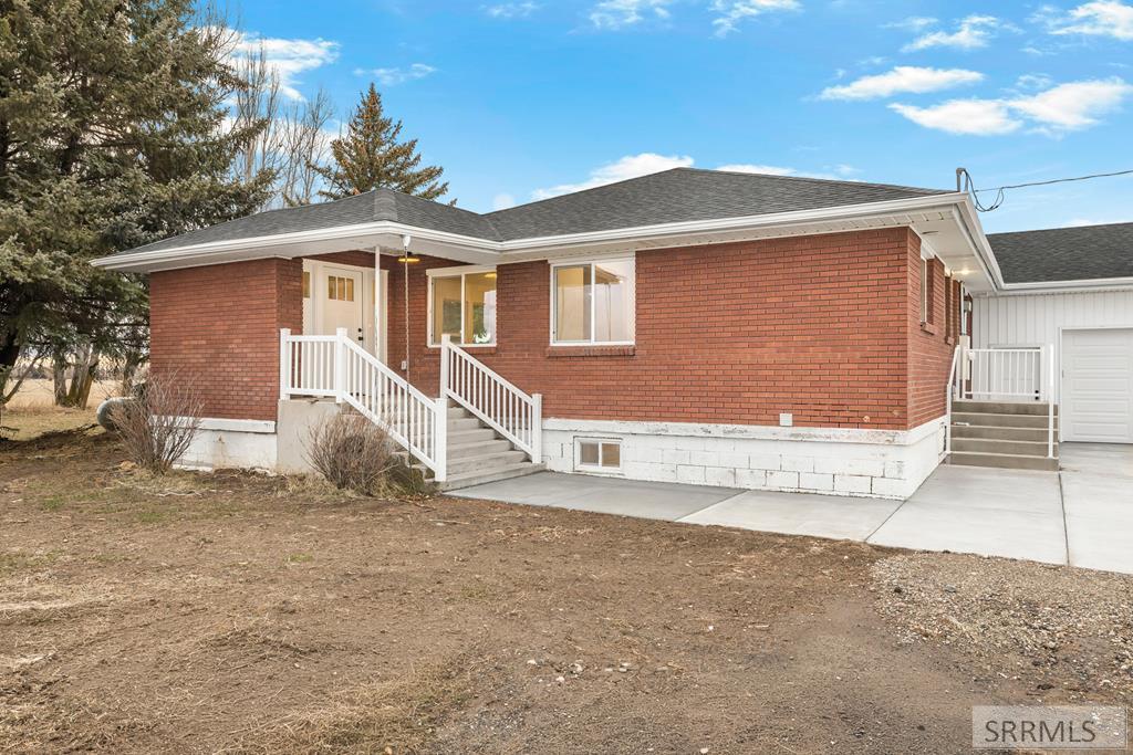 3442 E 2000 N Property Photo 32