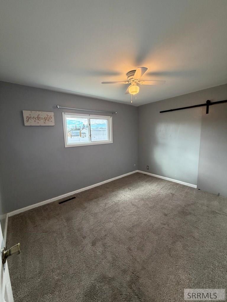 10819 37 E Property Photo 9