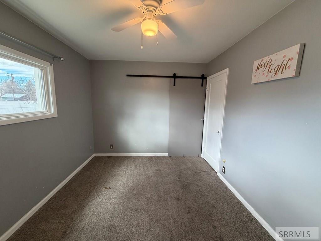 10819 37 E Property Photo 11
