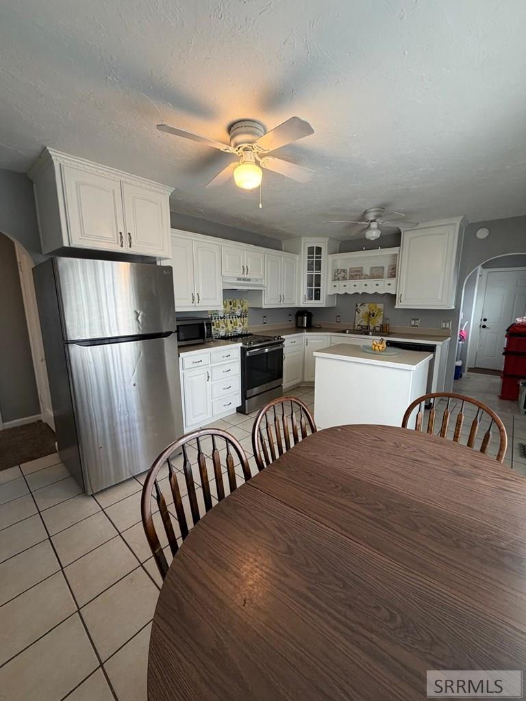 10819 37 E Property Photo 12