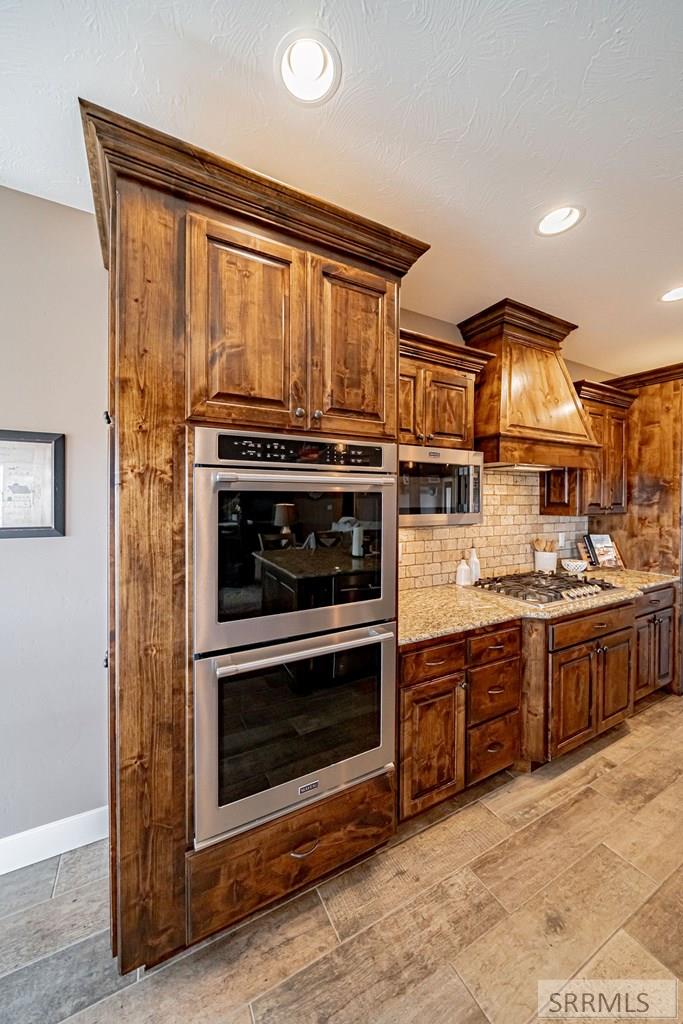 3843 E 446 N Property Photo 15