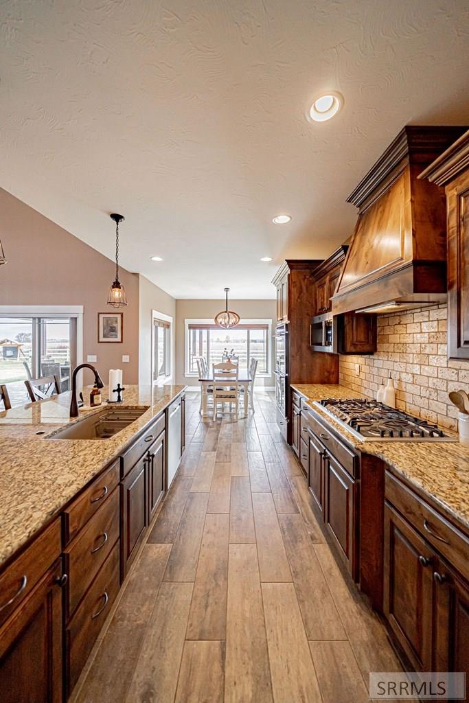 3843 E 446 N Property Photo 21