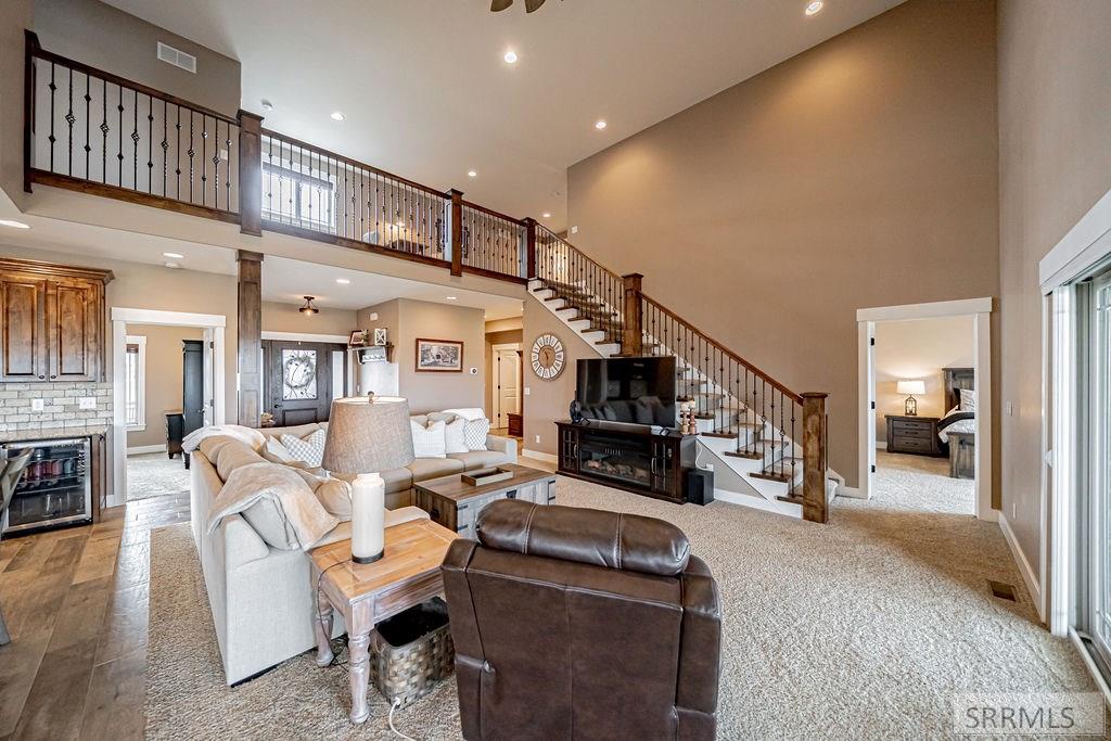3843 E 446 N Property Photo 24