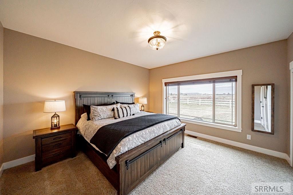3843 E 446 N Property Photo 27
