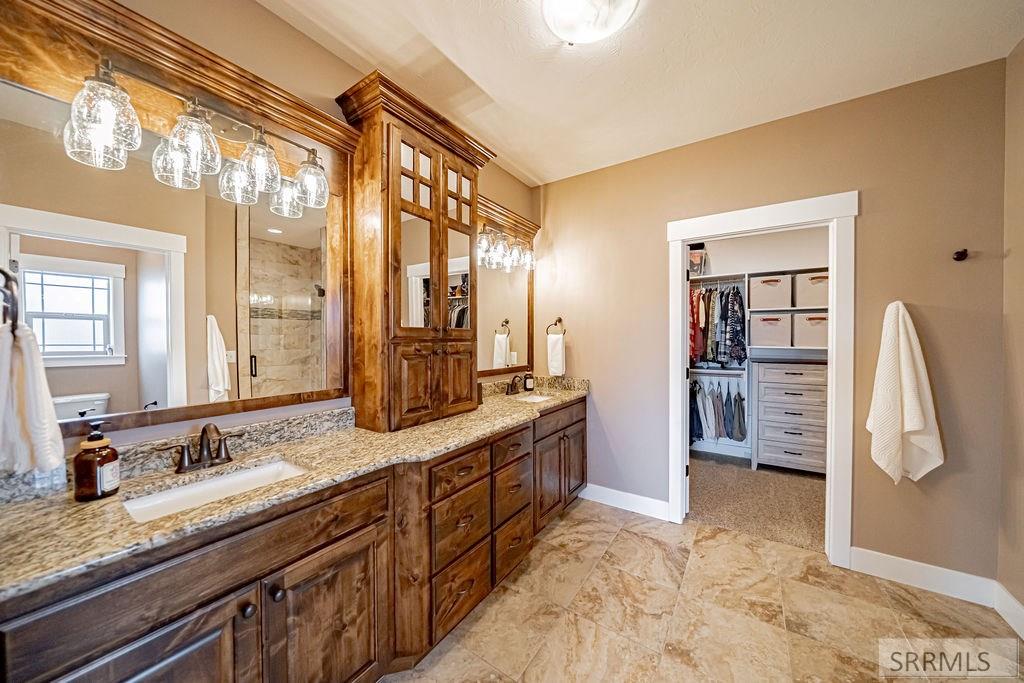 3843 E 446 N Property Photo 29