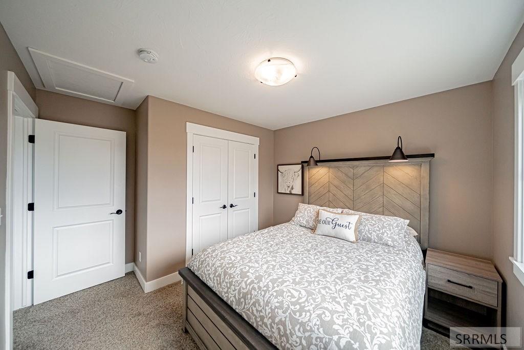 3843 E 446 N Property Photo 47
