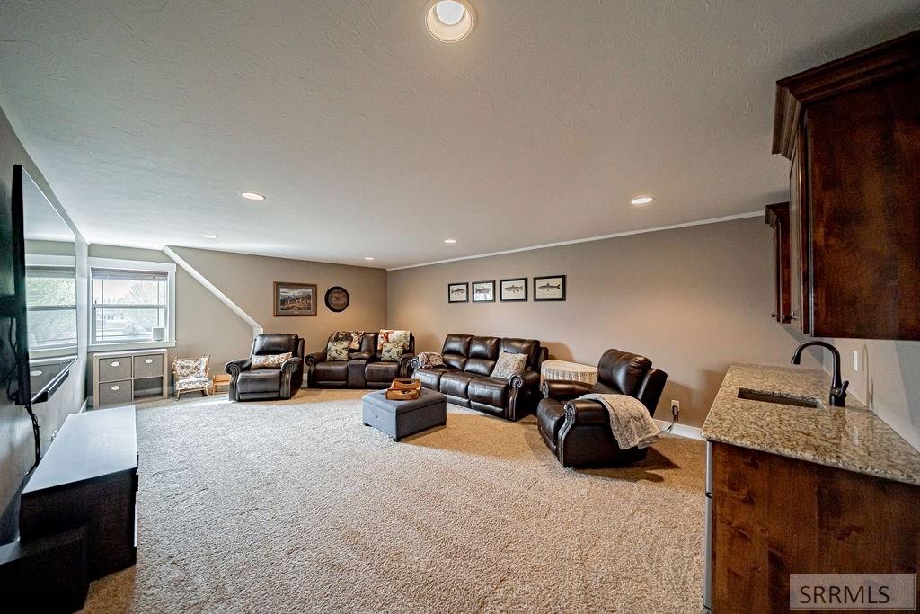 3843 E 446 N Property Photo 57