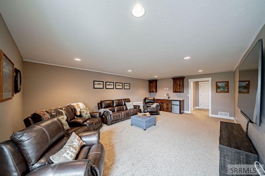 3843 E 446 N Property Photo 58