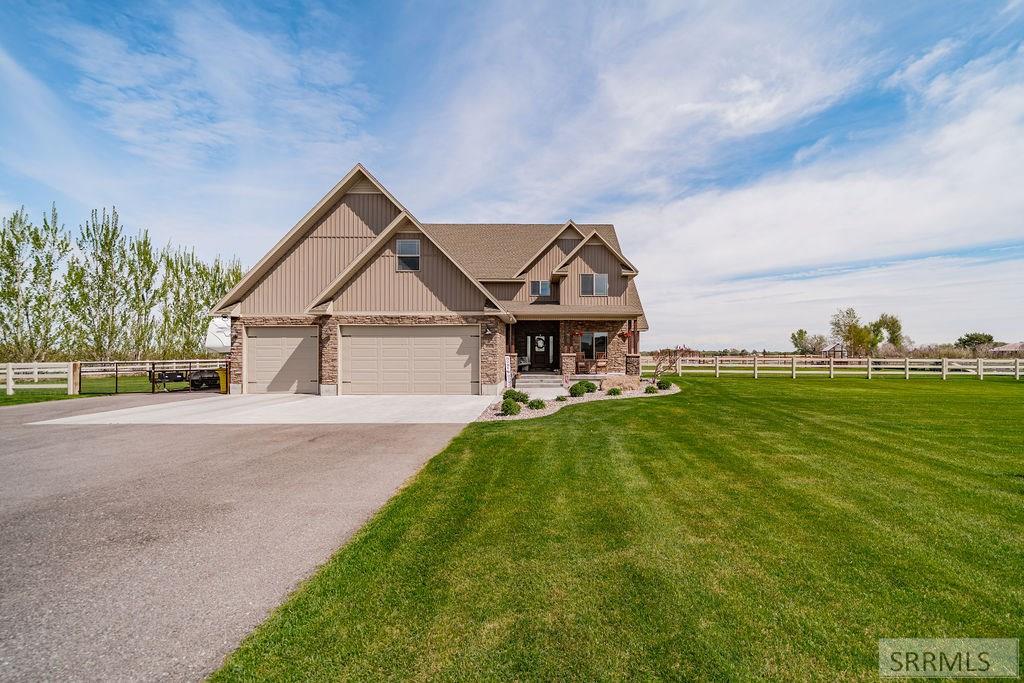 3843 E 446 N Property Photo 60