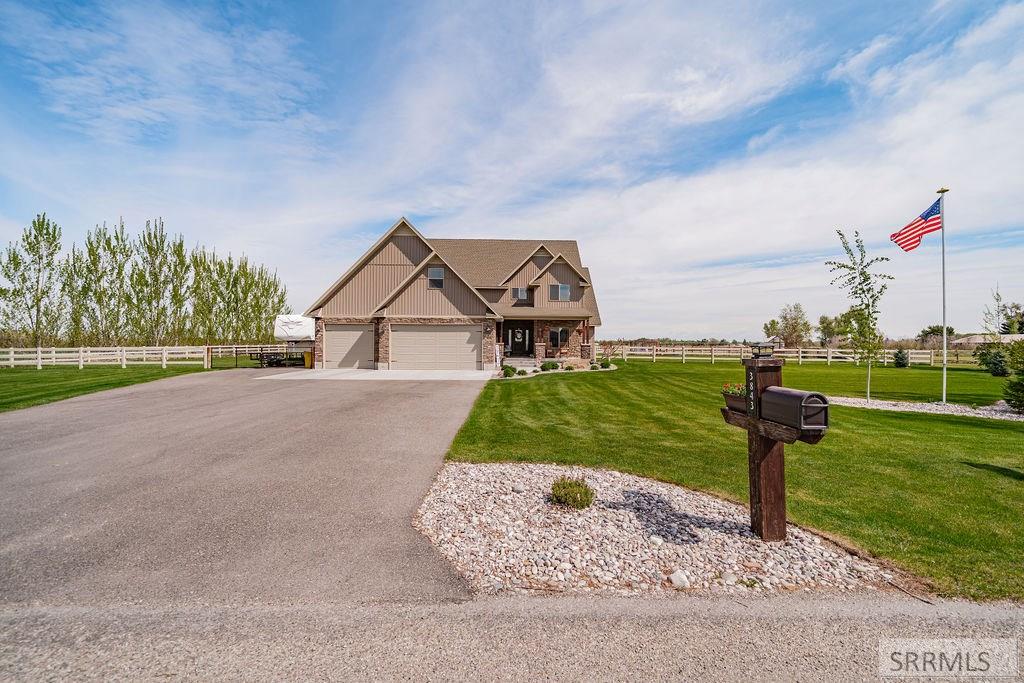 3843 E 446 N Property Photo 64