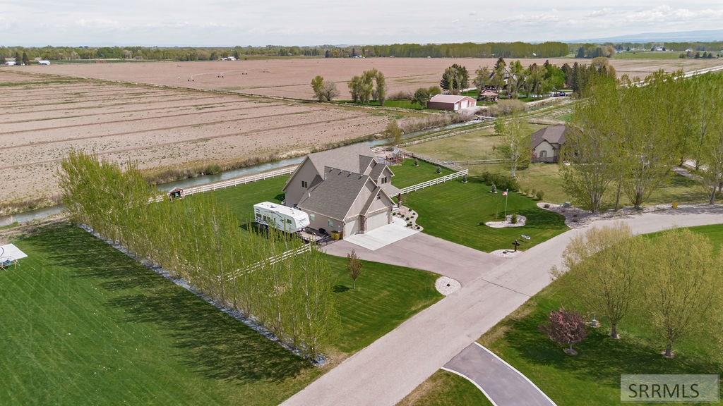 3843 E 446 N Property Photo 66