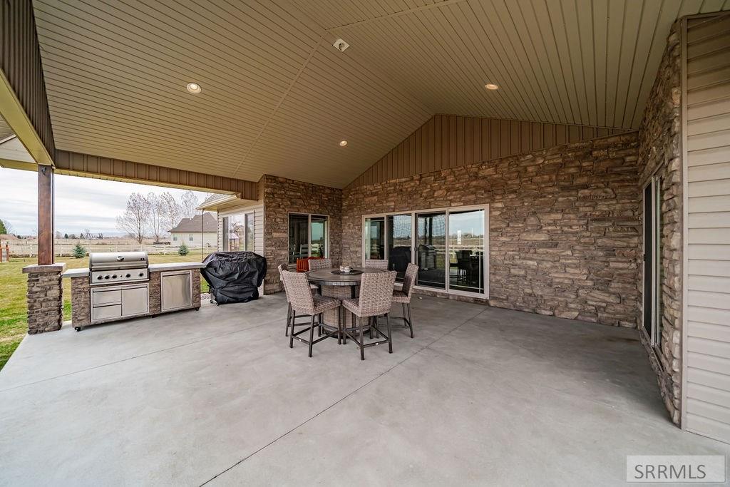 3843 E 446 N Property Photo 75