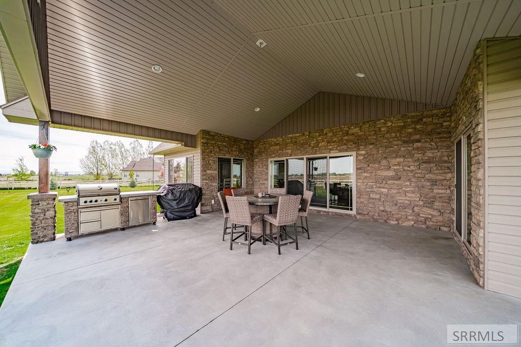 3843 E 446 N Property Photo 78