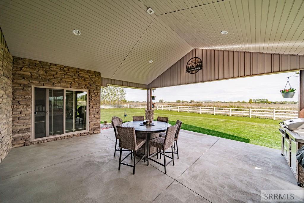 3843 E 446 N Property Photo 80