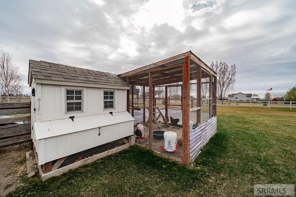 3843 E 446 N Property Photo 99