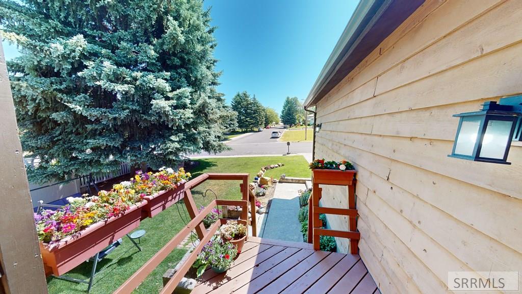 400 S 5th E Property Photo 39
