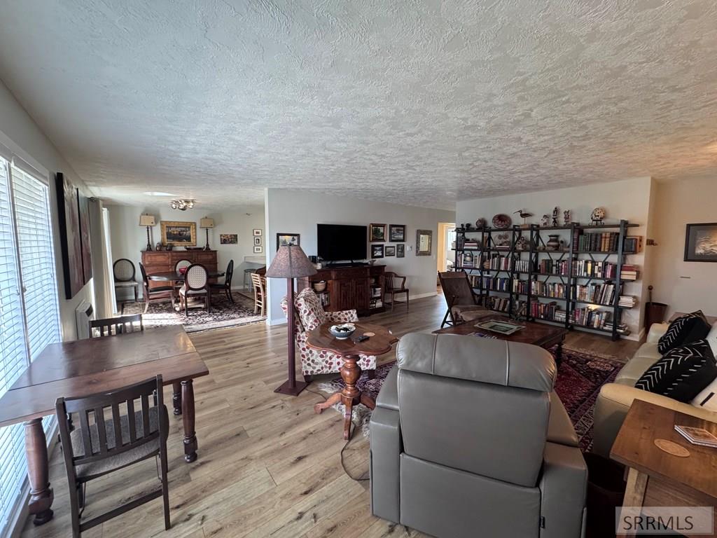 1780 Balboa Drive # F Property Photo 4
