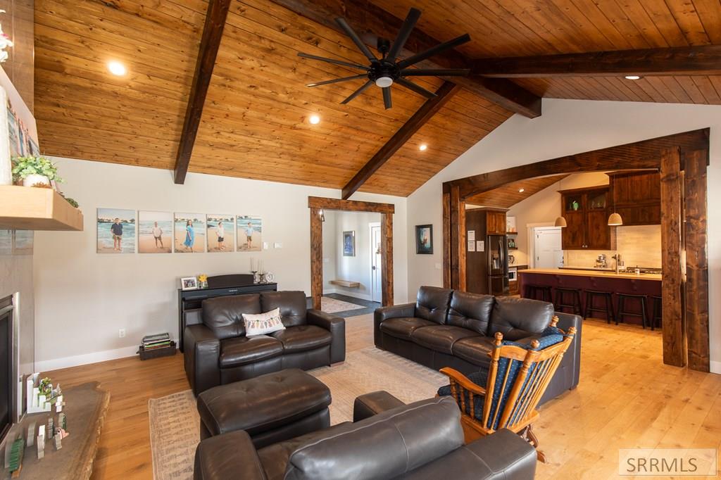 53 Black Hawk Drive Property Photo 10
