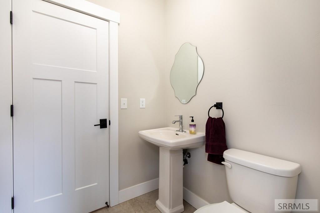 53 Black Hawk Drive Property Photo 47