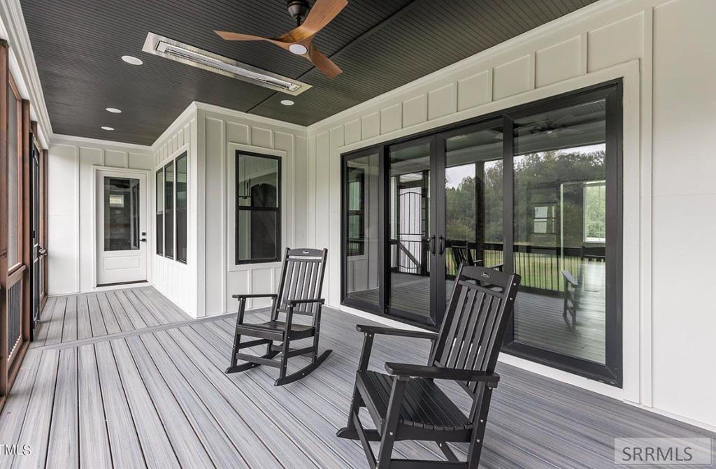 1660 Shadow Loop South Property Photo 6