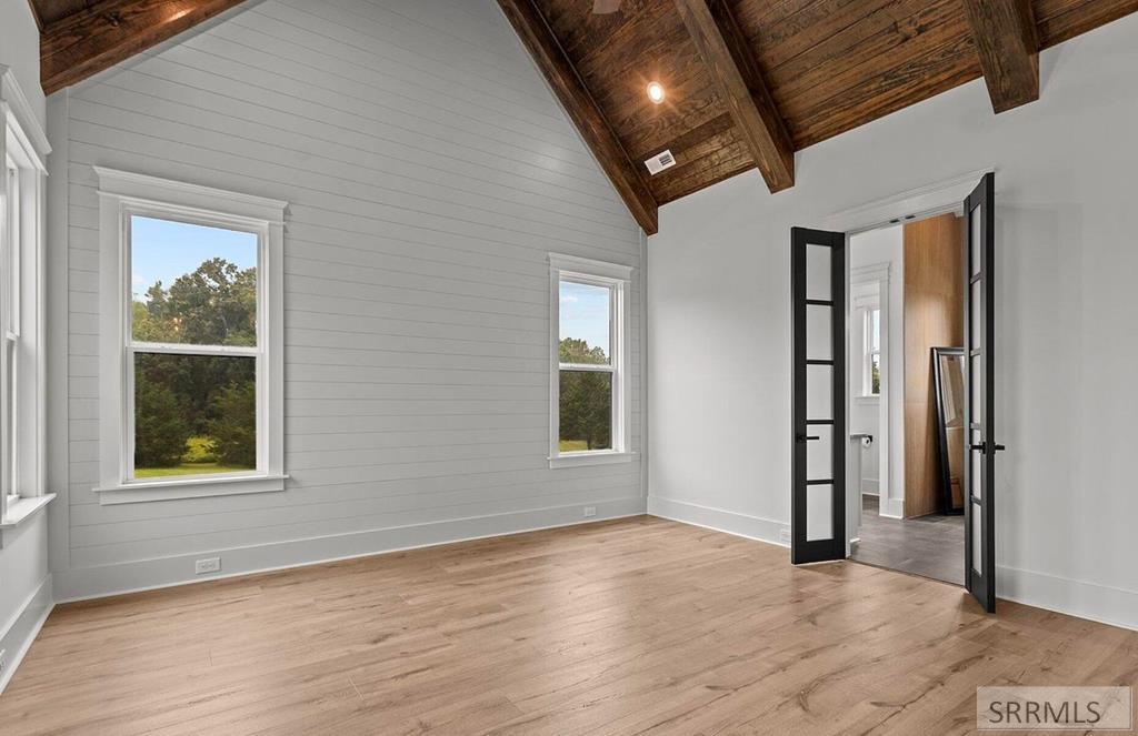 1660 Shadow Loop South Property Photo 11