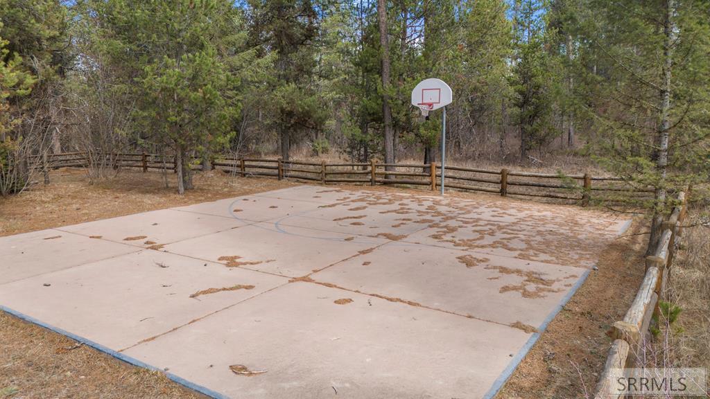 1660 Shadow Loop South Property Photo 32